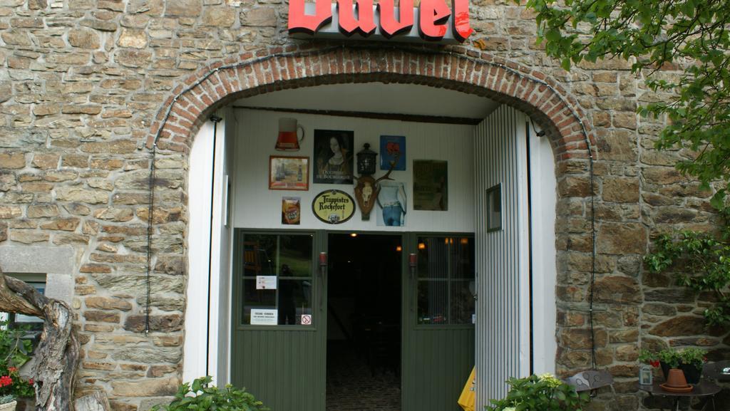 B&B Le Secret Du Bois Bourseigne-Vieille Екстер'єр фото