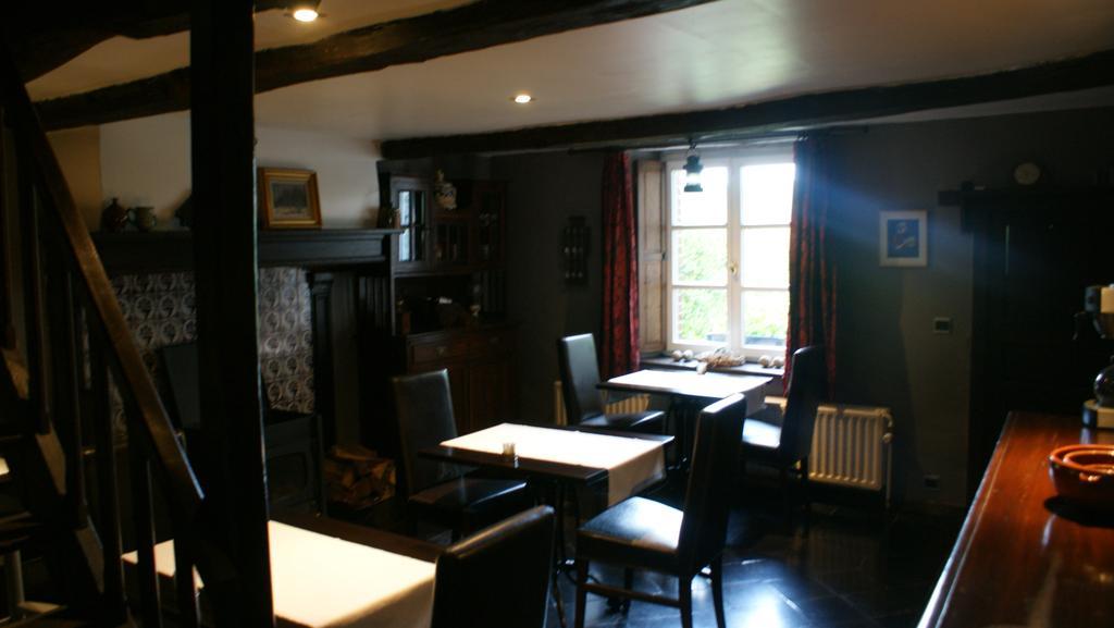 B&B Le Secret Du Bois Bourseigne-Vieille Екстер'єр фото