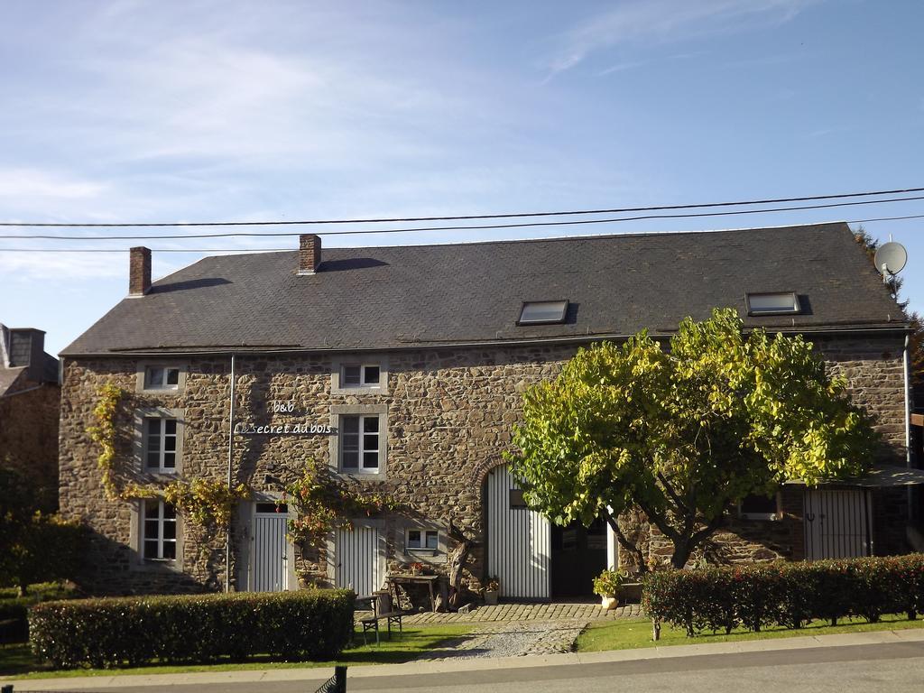 B&B Le Secret Du Bois Bourseigne-Vieille Екстер'єр фото